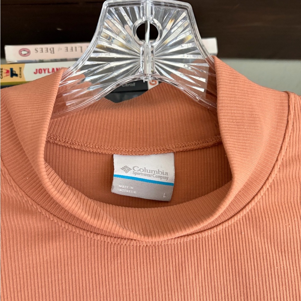 Columbia Ribbed Long Sleeve Top - Picture 2 of 6